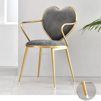 Стул для макияжа Nordic Dining Chair Love Iron Back Ins Индивидуальный Табурет для спальни Принцессы в форме сердца, Барный стул